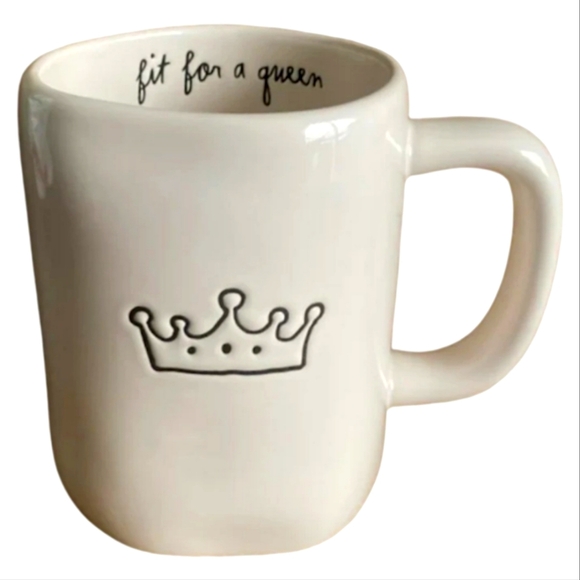 Rae Dunn by Magenta Fir for Queen Crown Coffee Mug NEW - Picture 1 of 3